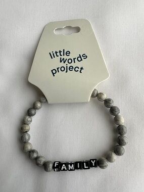 Little Words Project ‘FAMILY' Men Beaded Bracelet Color Gray Size ML